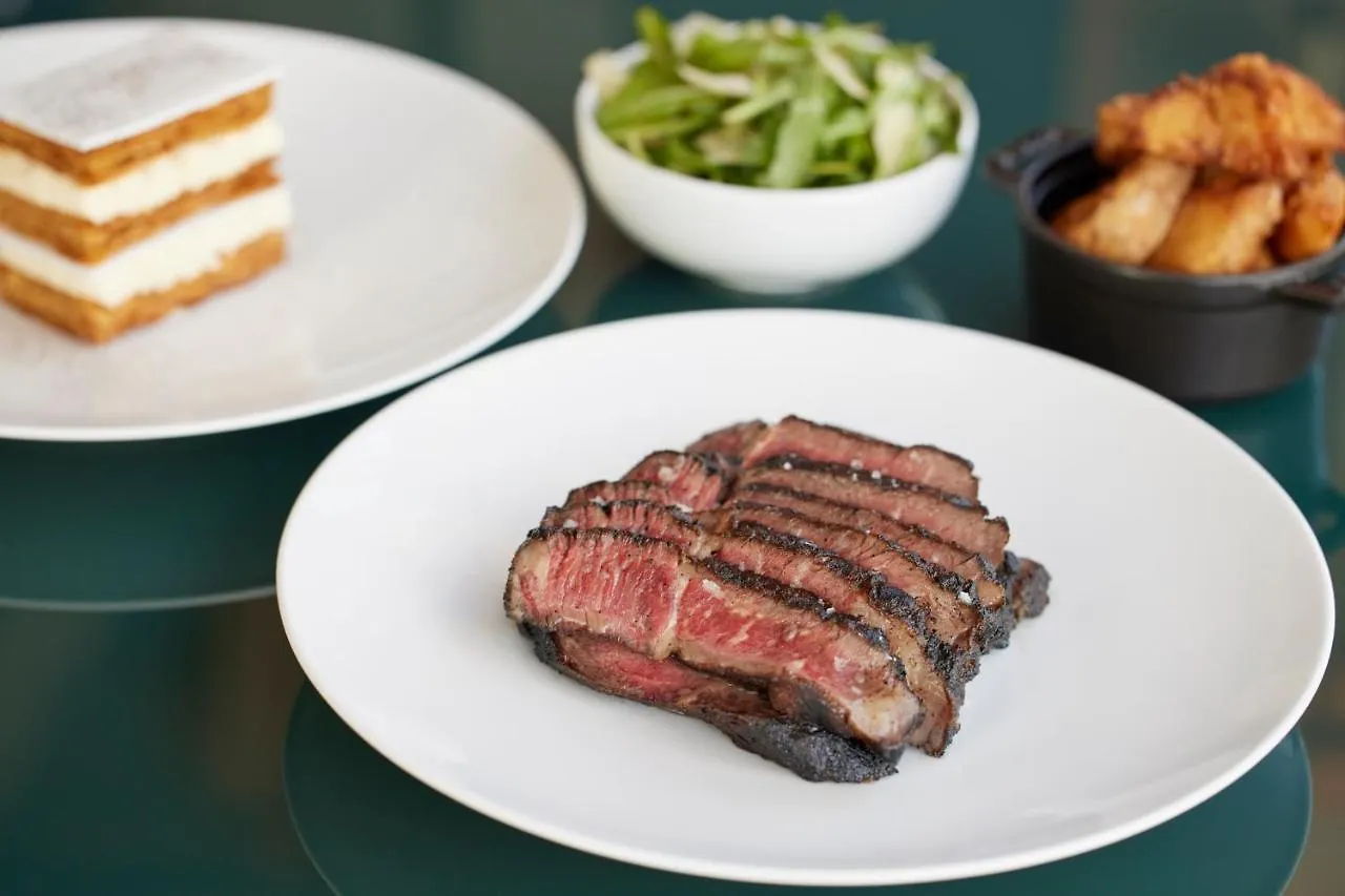 Four Seasons Hotel Tokyo At Marunouchi 5*,  Giappone