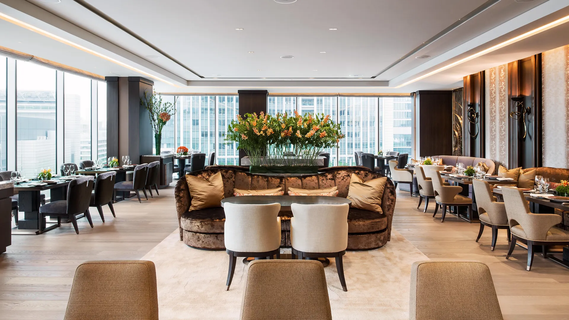 Four Seasons Hotel Tokyo At Marunouchi