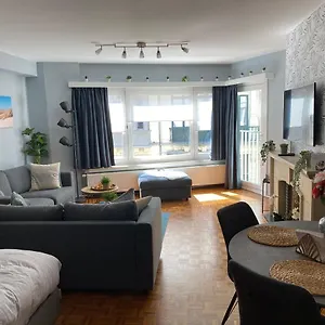  Appartement Studio Direct Aan Het Hoofdstrand Van - Naast Casino Belgique