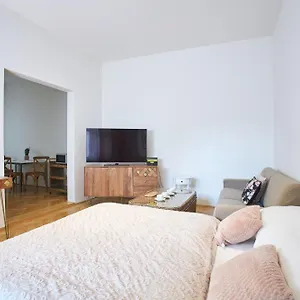 https://wenceslas-square-residence.praguehotelsweb.com