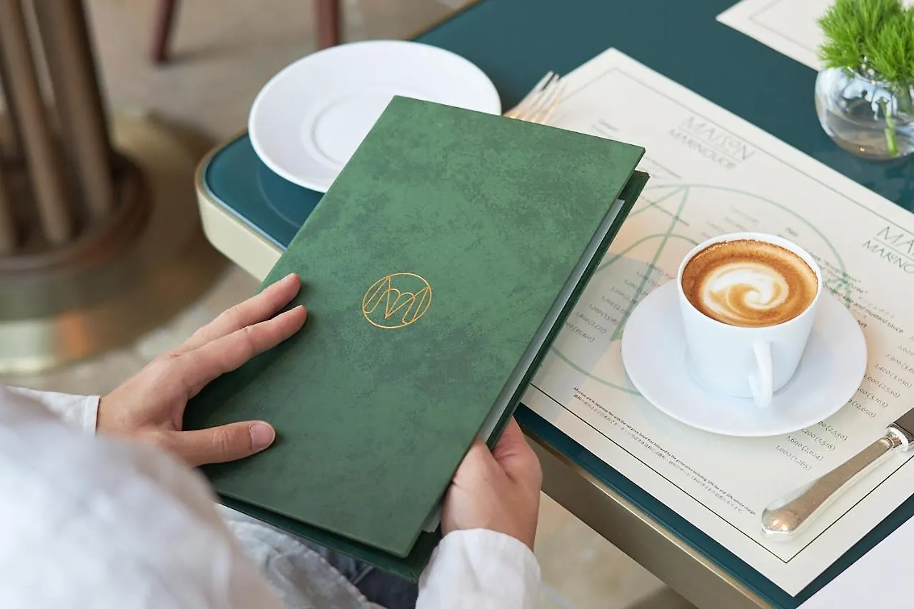 *****  Four Seasons Hotel Tokyo At Marunouchi Japan