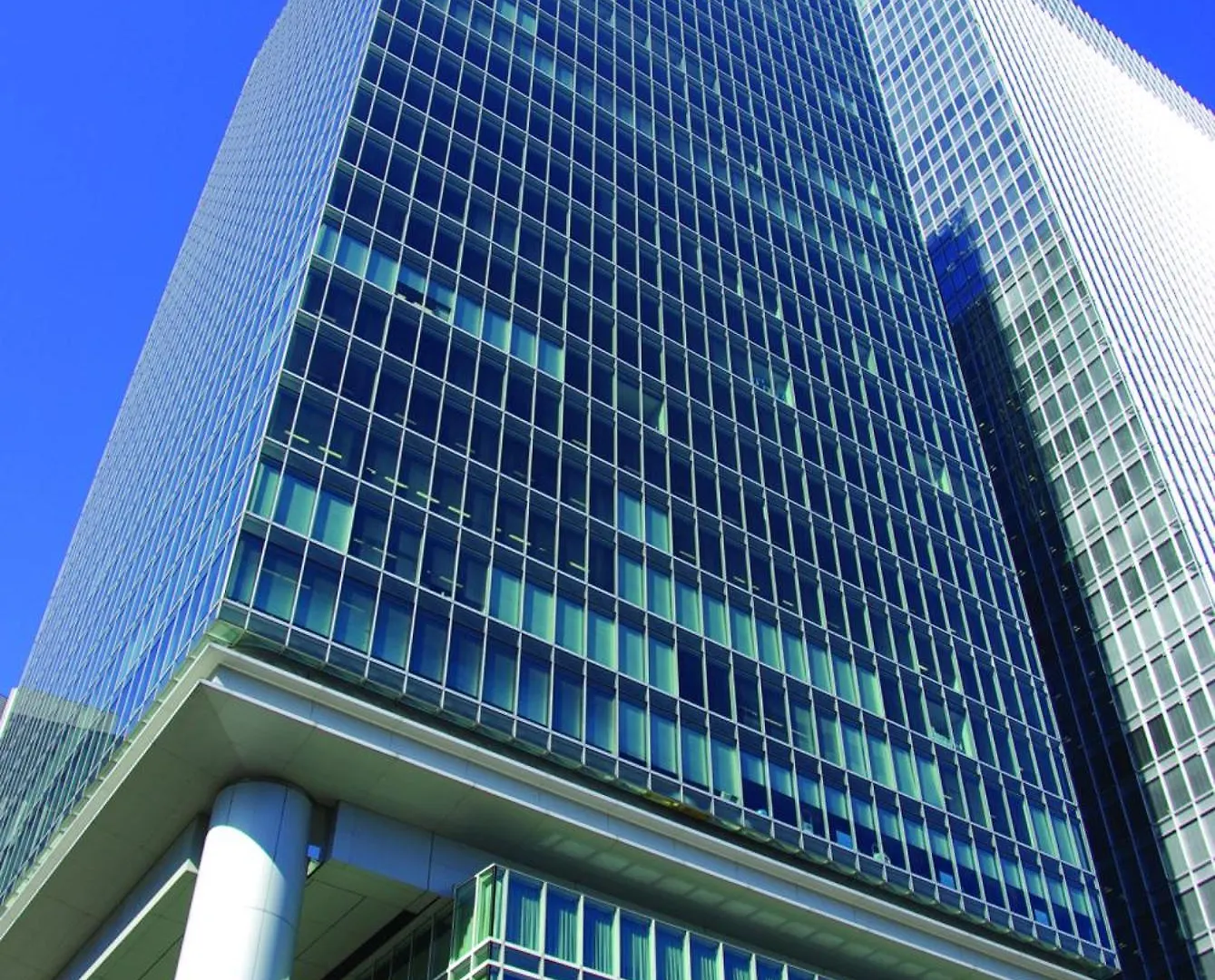 Four Seasons Hotel Tokyo At Marunouchi